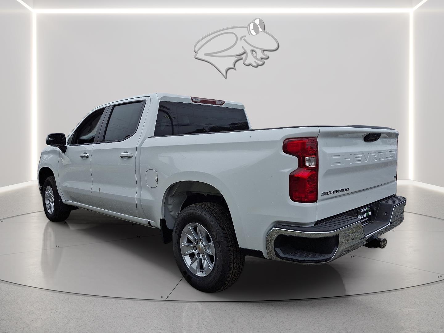 View vehicle photo 2