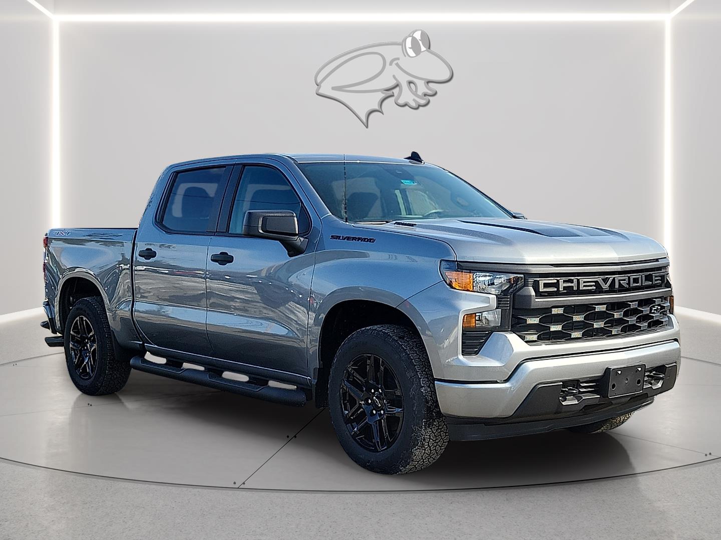 View vehicle photo 4