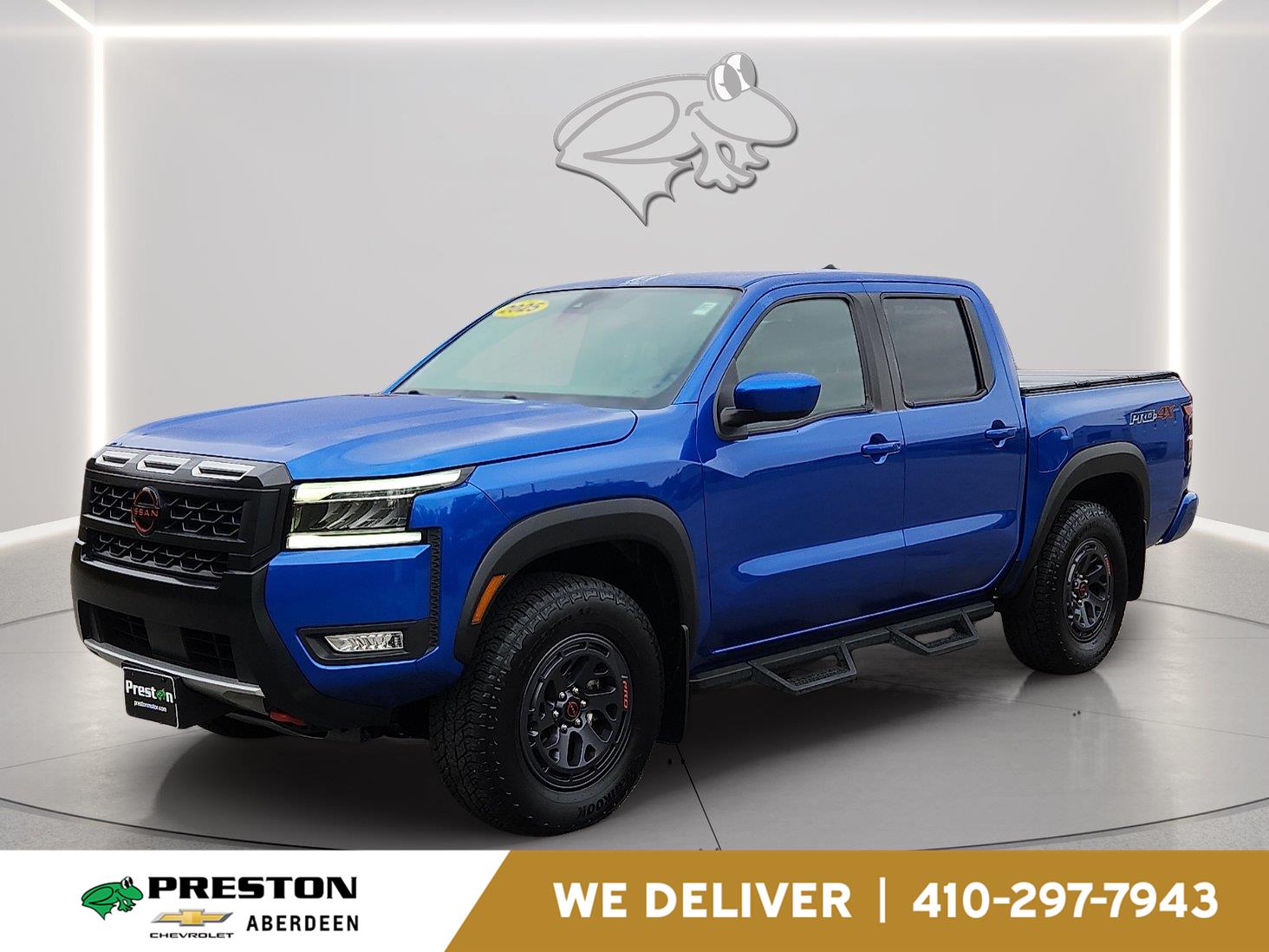 2025 Nissan Frontier PRO-4X Crew Cab 4WD