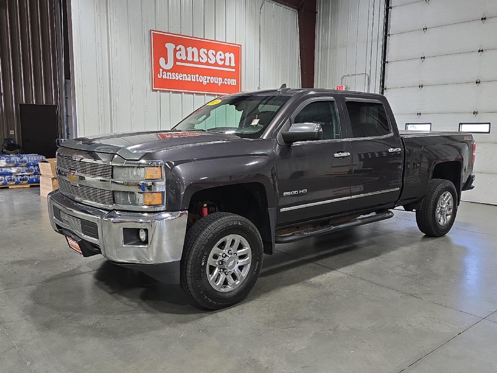 Gray (Tungsten Metallic) 2015 Chevrolet Silverado 2500HD LTZ Crew Cab 4WD Pickup Truck Four-Wheel Drive 6-Speed Automatic