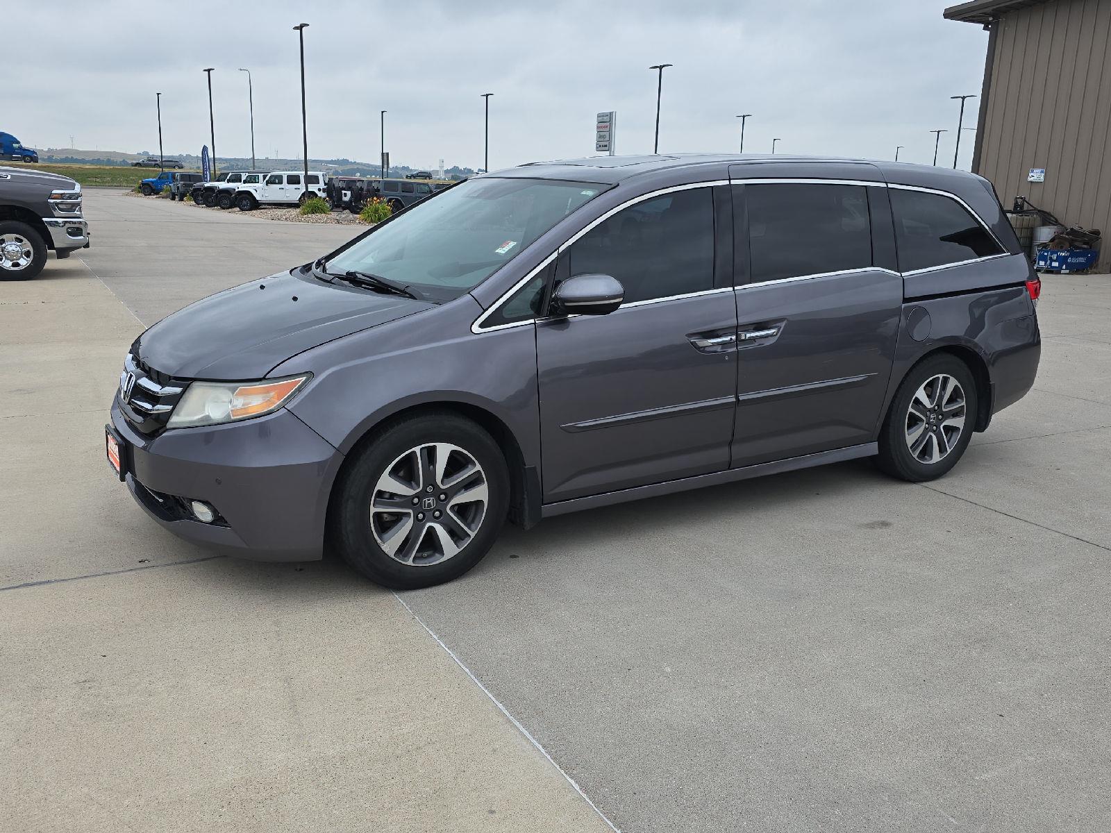 Gray (Modern Steel Metallic) 2015 Honda Odyssey Minivan Front-Wheel Drive Automatic