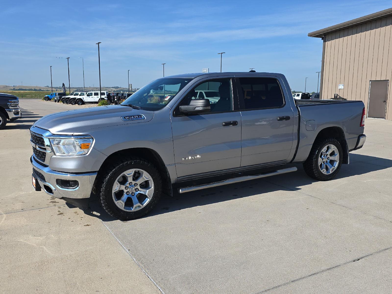 Billet Silver Metallic Clearcoat 2023 RAM 1500 Pickup Truck Four-Wheel Drive 8-Speed Automatic