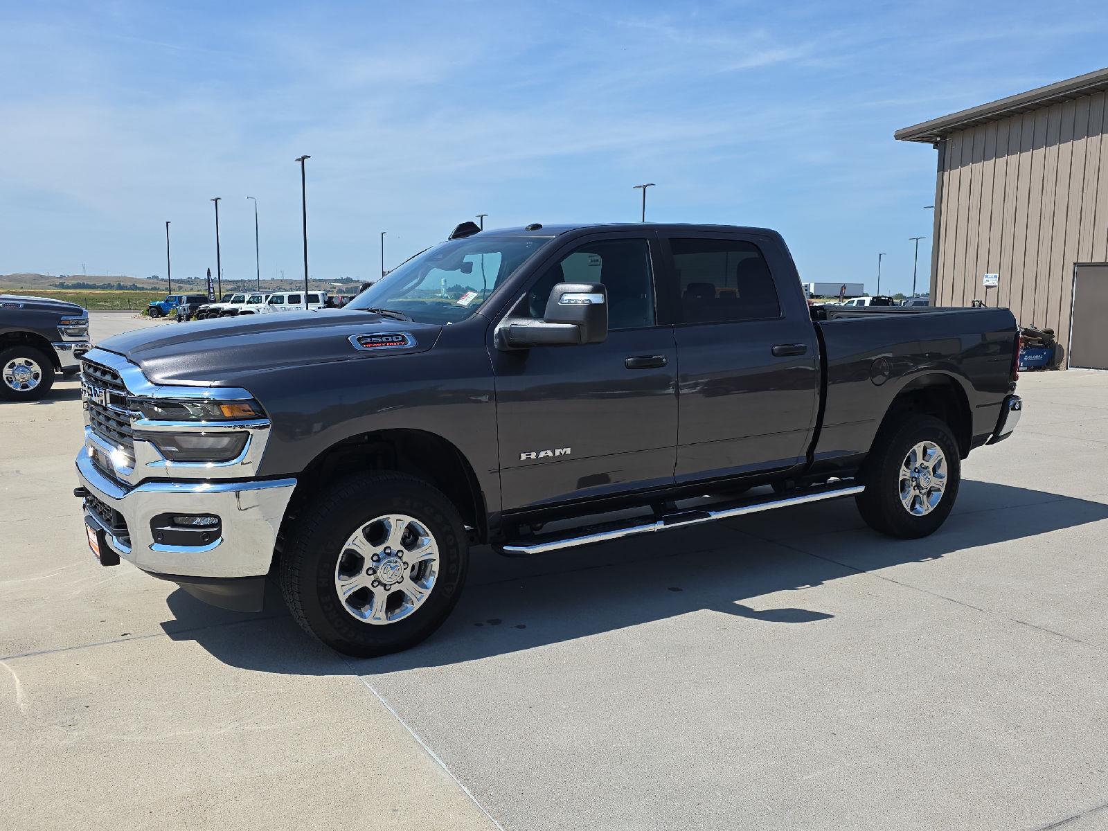 2025 RAM 2500 Big Horn Crew Cab 4WD