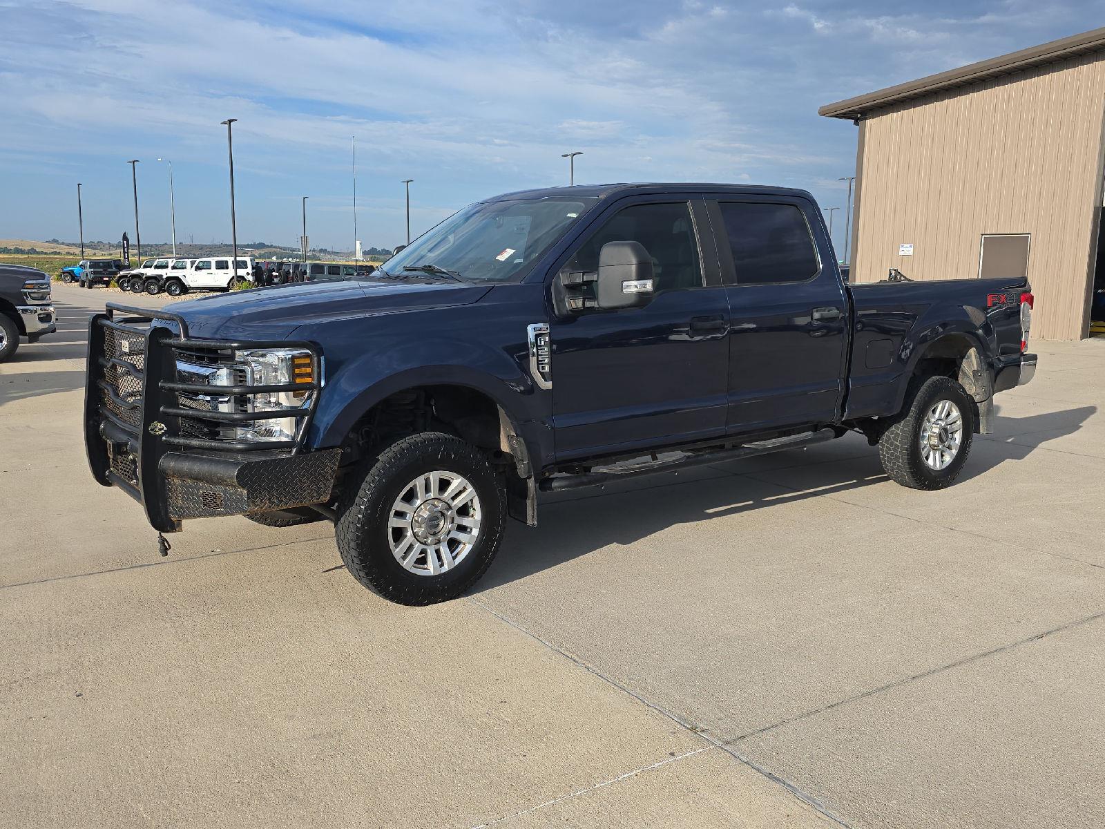 Blue Jeans Metallic 2019 Ford F-250 Super Duty Pickup Truck Four-Wheel Drive 6-Speed Automatic