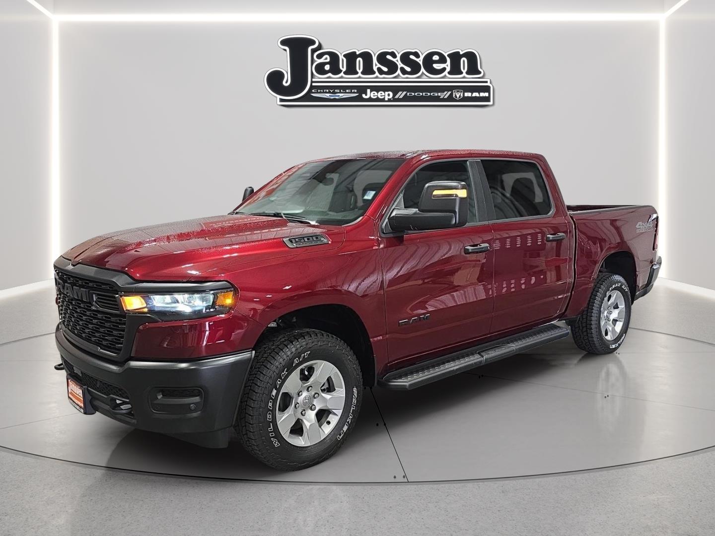 Delmonico Red Pearlcoat 2026 RAM 1500 Pickup Truck Four-Wheel Drive 8-Speed Automatic