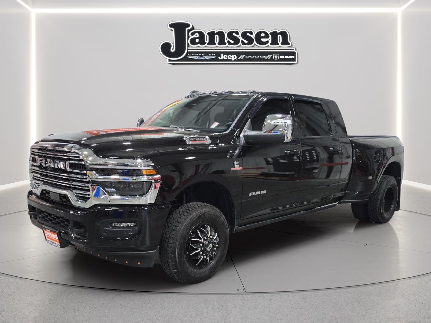 2025 RAM 3500 Laramie Mega Cab DRW 4WD
