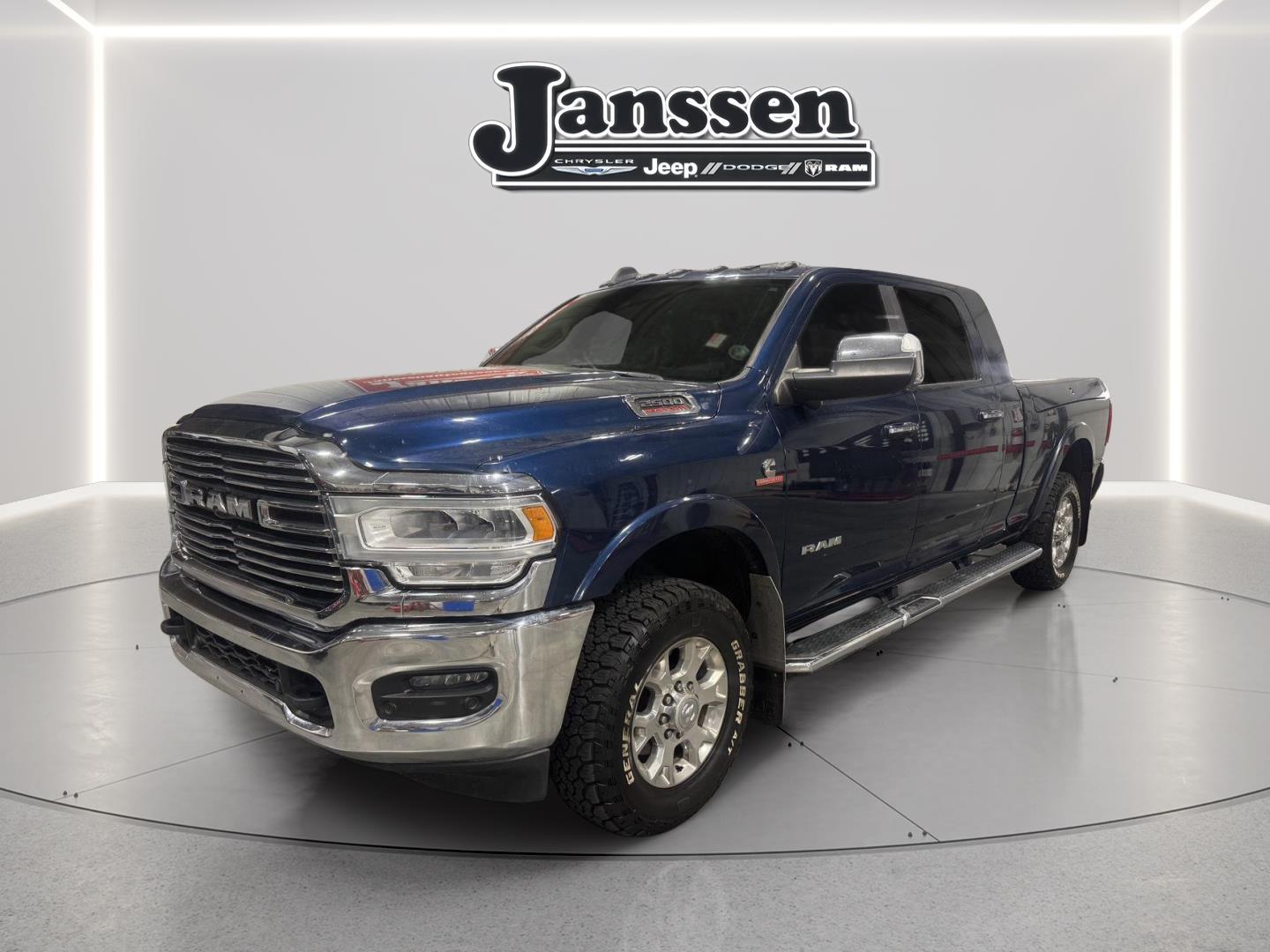 2020 RAM 2500 Laramie Mega Cab 4WD
