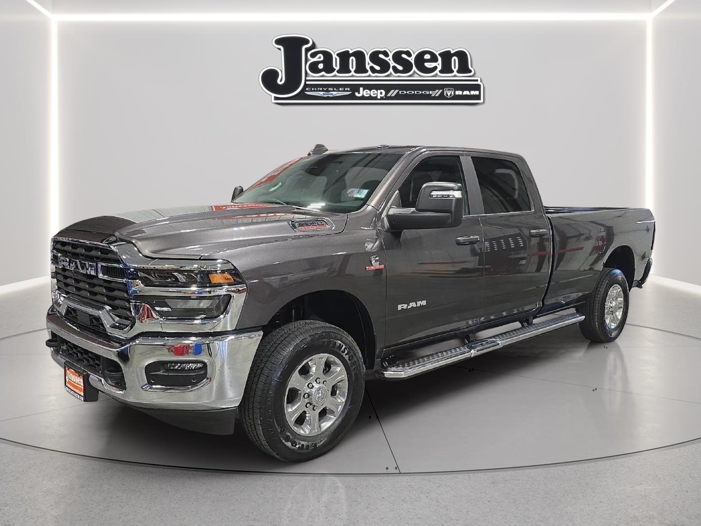 2026 RAM 2500 Big Horn Crew Cab LB 4WD