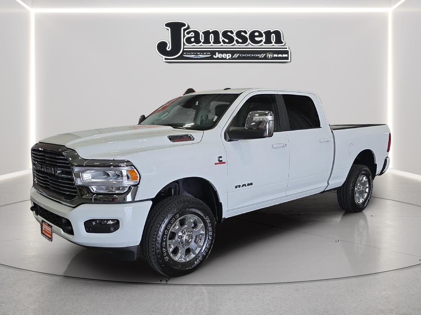 Bright White Clearcoat 2024 RAM 2500 Laramie Crew Cab 4WD Pickup Truck Four-Wheel Drive 6-Speed Automatic