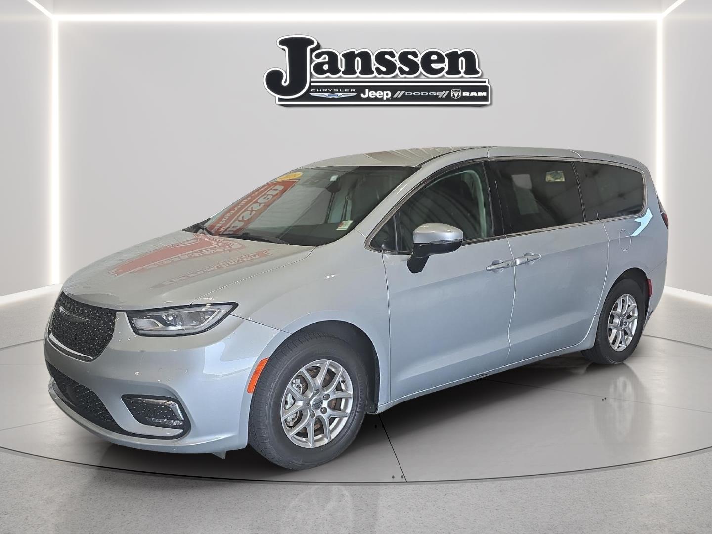 2023 Chrysler Pacifica Touring L FWD