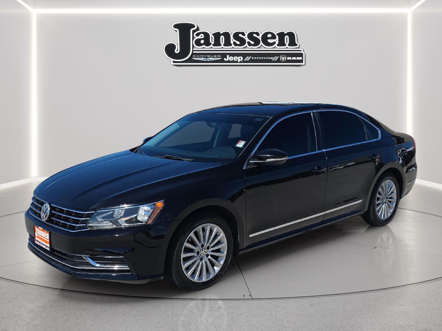Black Uni 2016 Volkswagen Passat Sedan Front-Wheel Drive Automatic