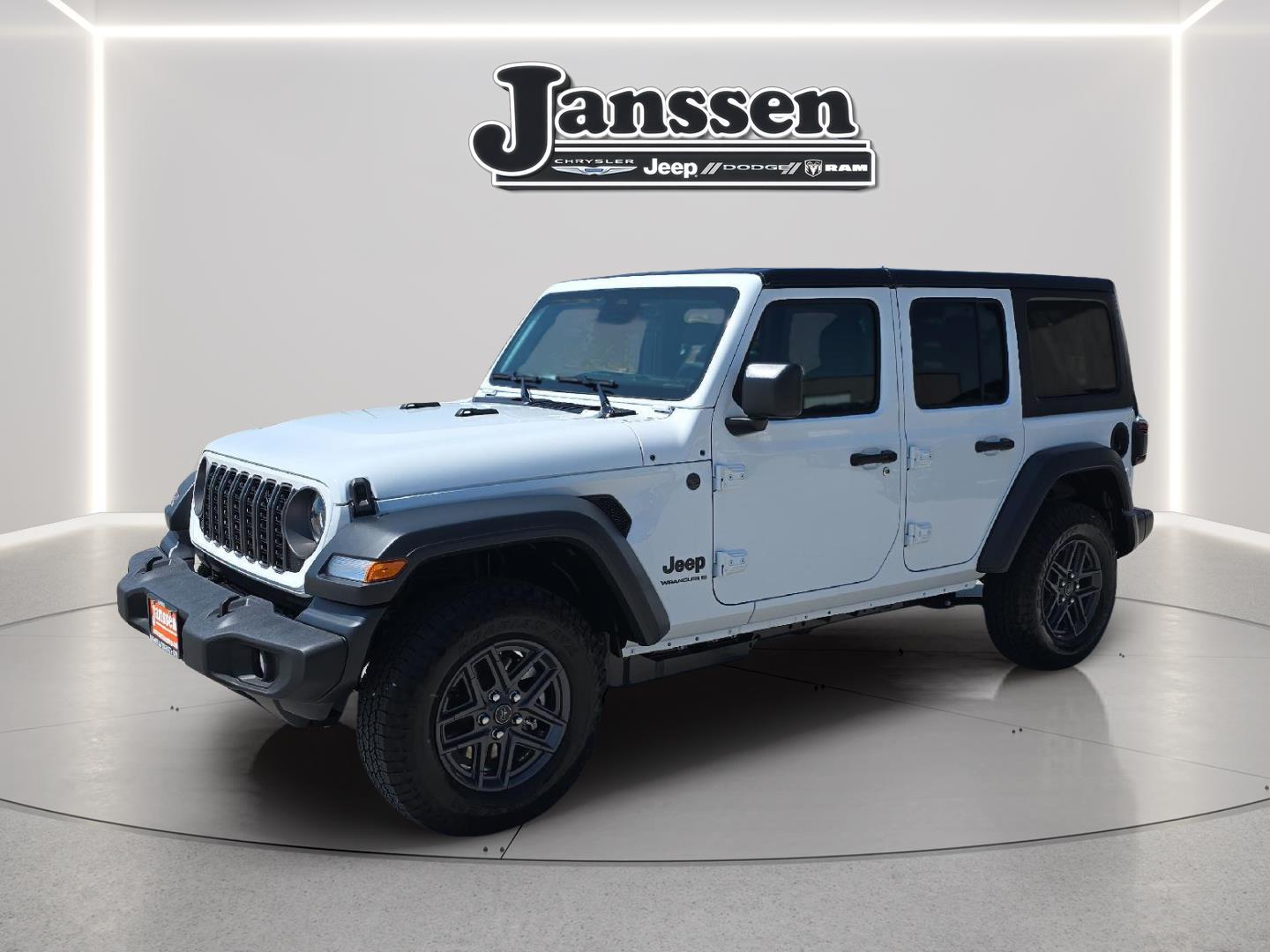 Bright White Clearcoat 2026 Jeep Wrangler SUV / Crossover Four-Wheel Drive 6-Speed Manual