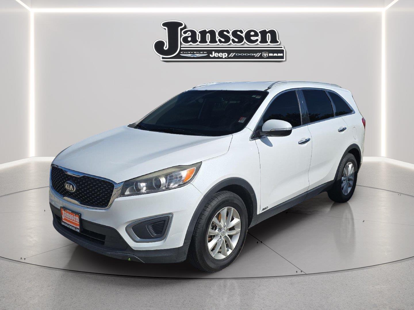Snow White Pearl 2016 Kia Sorento SUV / Crossover All-Wheel Drive Automatic