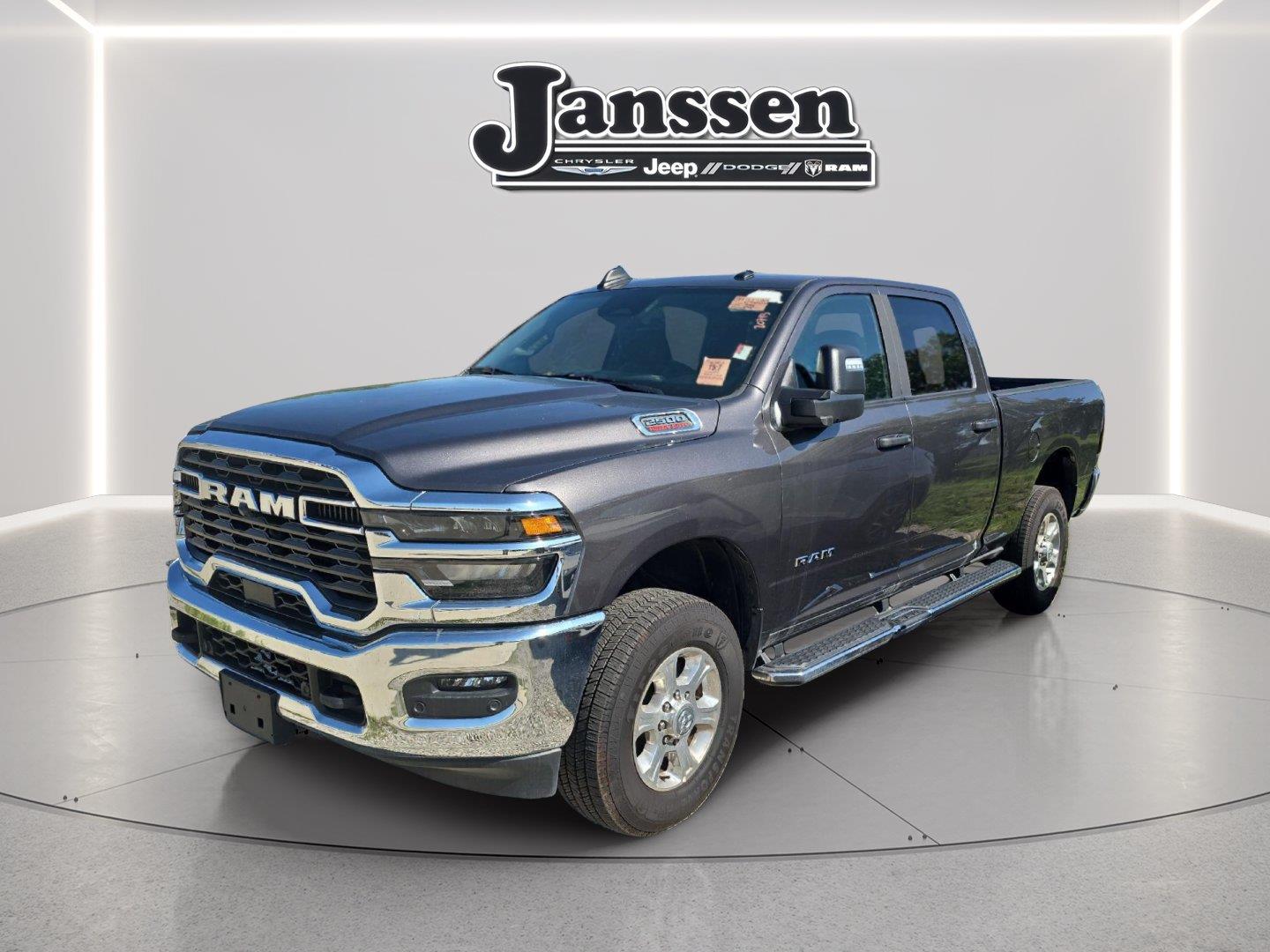  2025 RAM 2500 Big Horn Crew Cab 4WD   