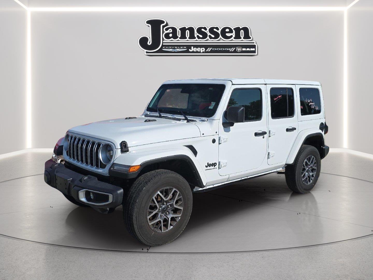 Bright White Clearcoat 2025 Jeep Wrangler SUV / Crossover Four-Wheel Drive 8-Speed Automatic