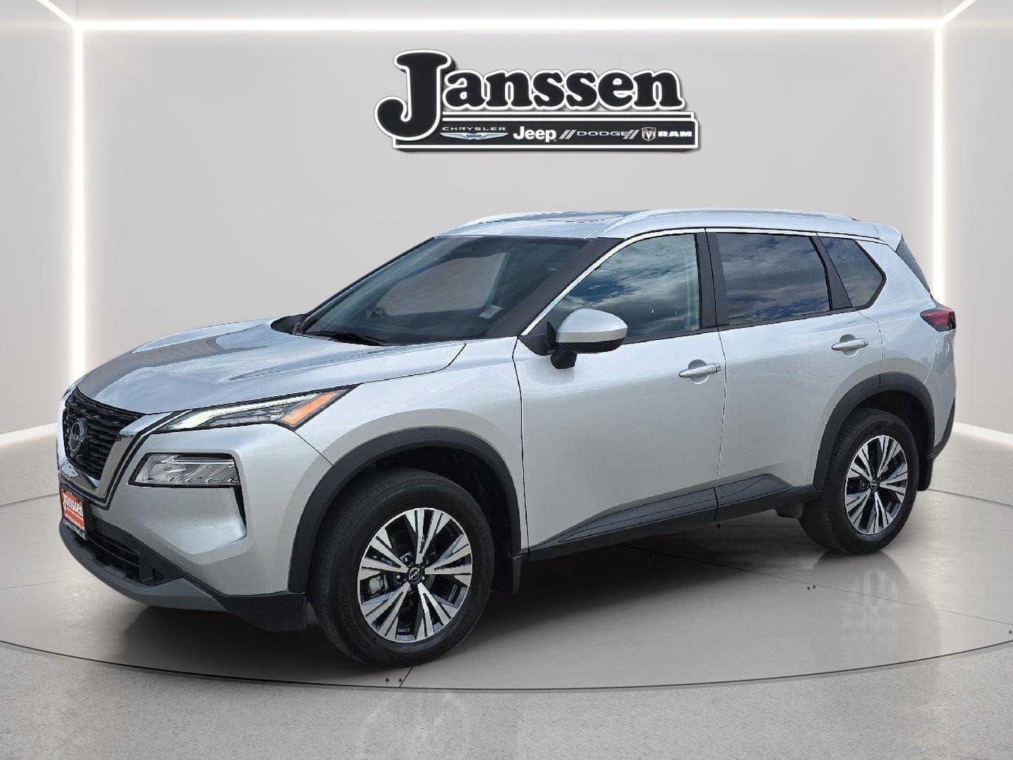  2023 Nissan Rogue SV AWD   