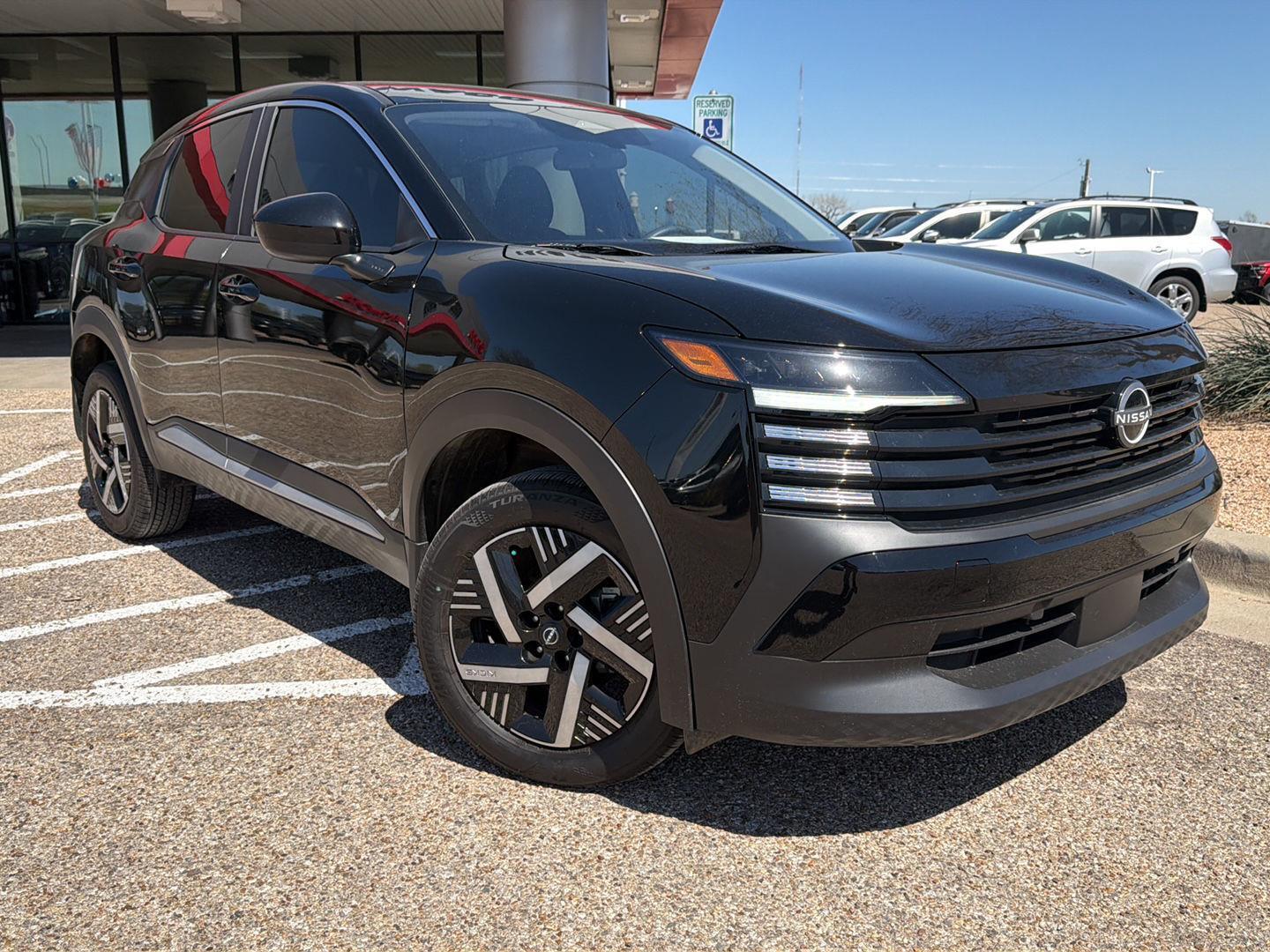 2025 Nissan Kicks SV FWD