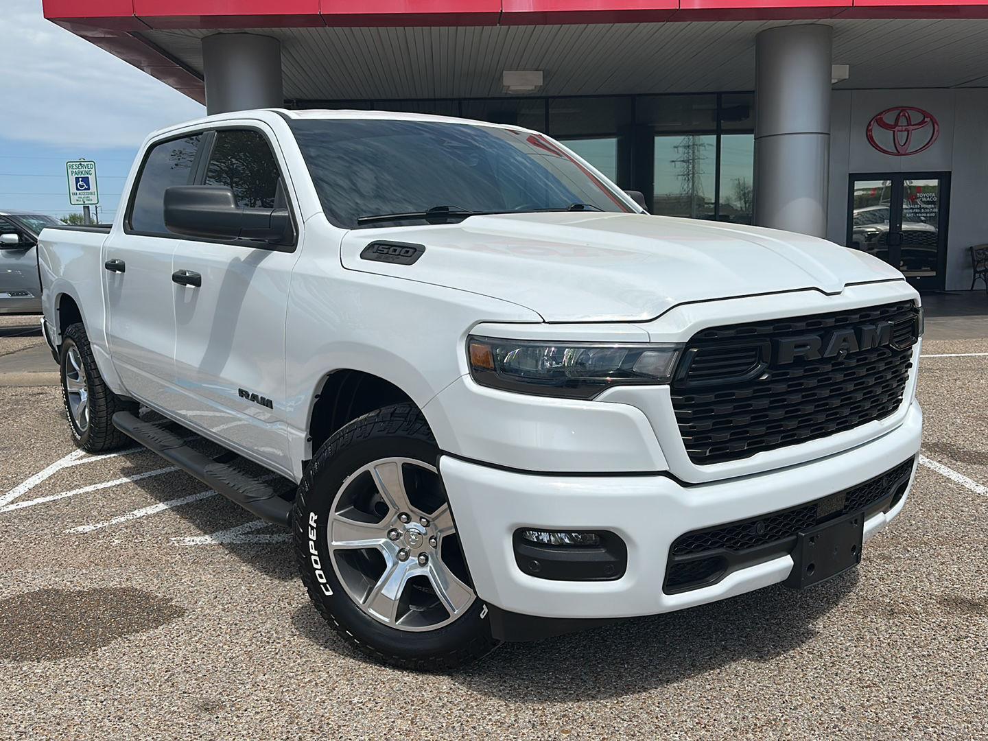 2025 RAM 1500 Tradesman Crew Cab RWD
