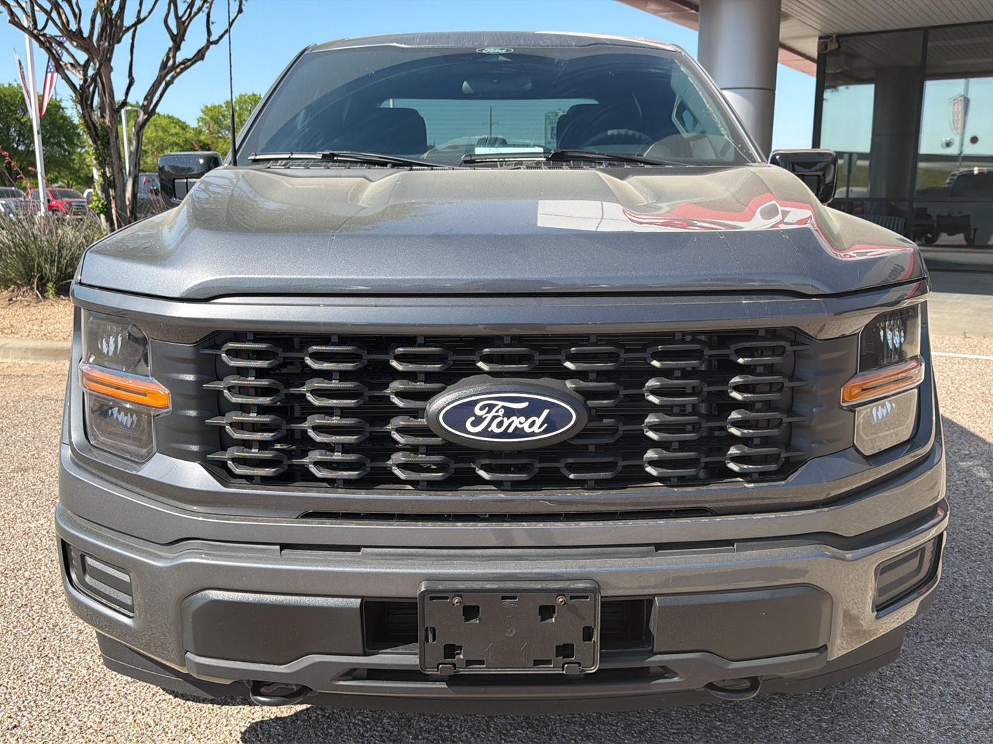 2025 Ford F-150 STX - Photo 8