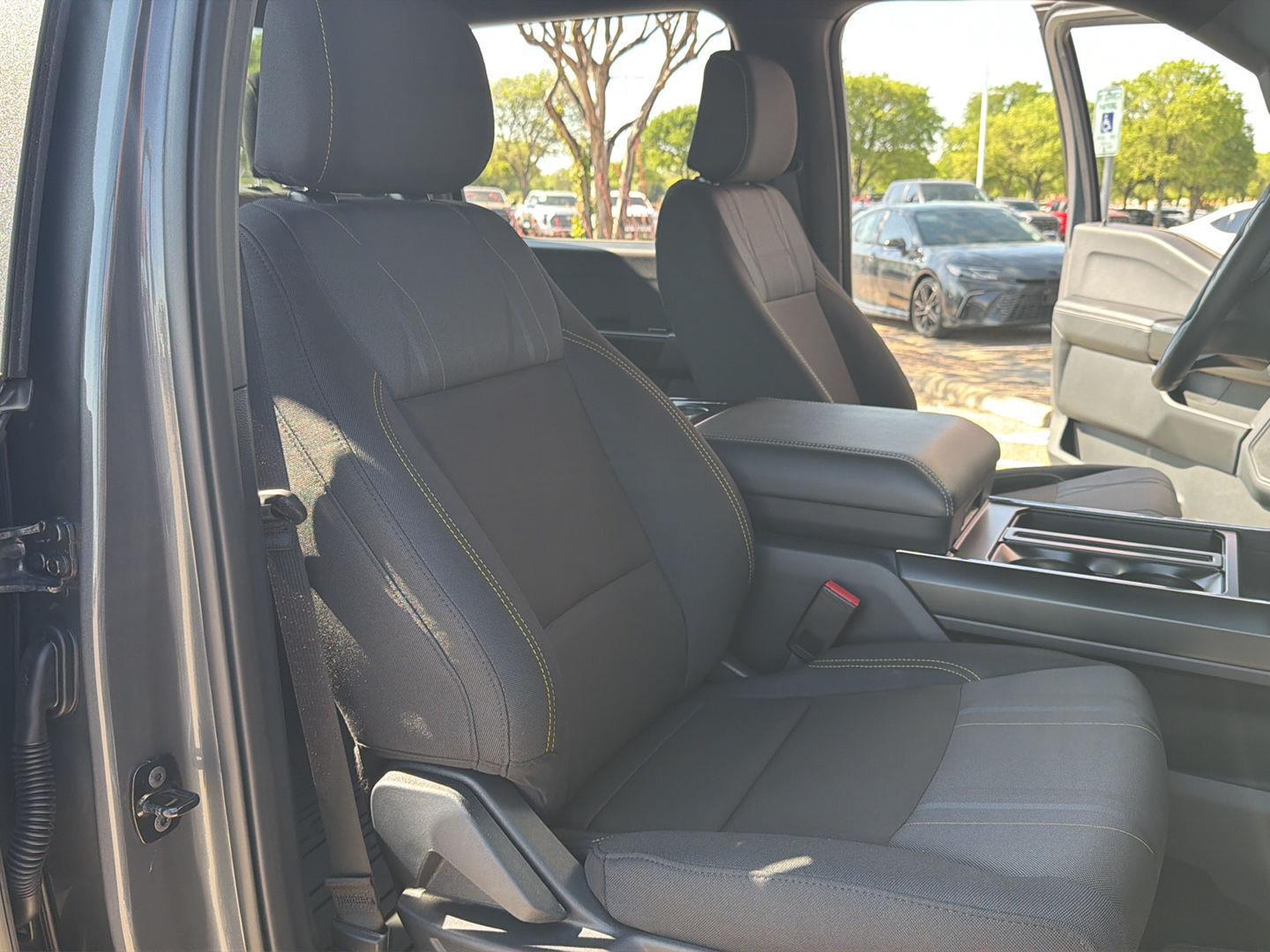 2025 Ford F-150 STX - Photo 13