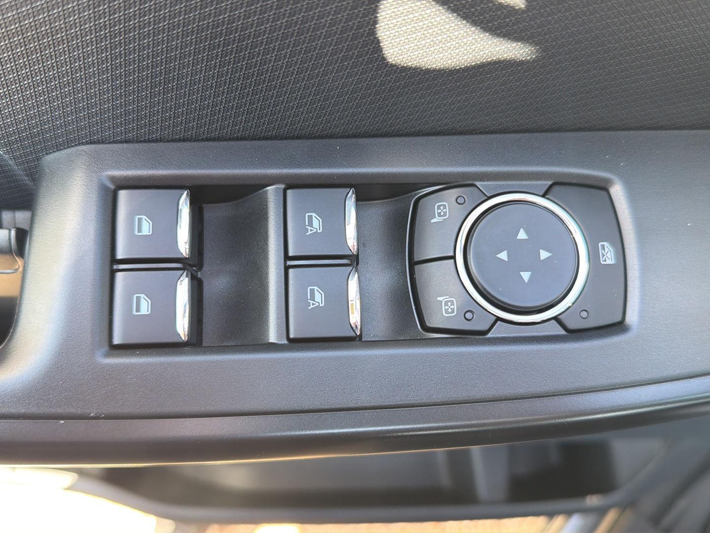 2025 Ford F-150 STX - Photo 14