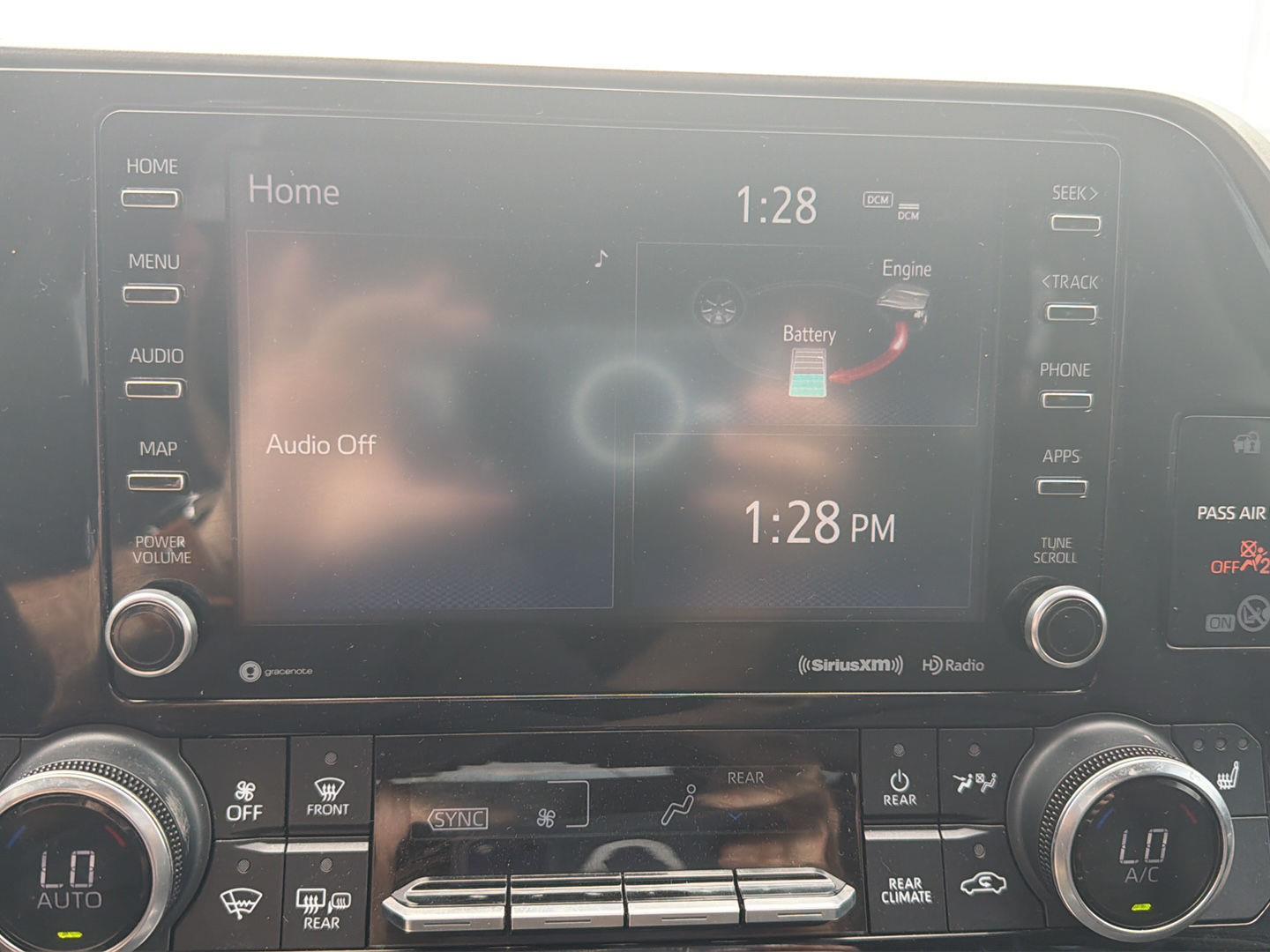 2022 Toyota Highlander XLE - Photo 28