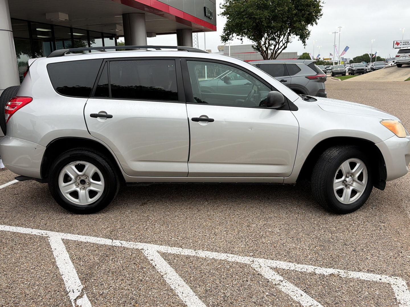 Used 2010 Toyota RAV4 Base with VIN 2T3ZF4DV2AW038846 for sale in Waco, TX
