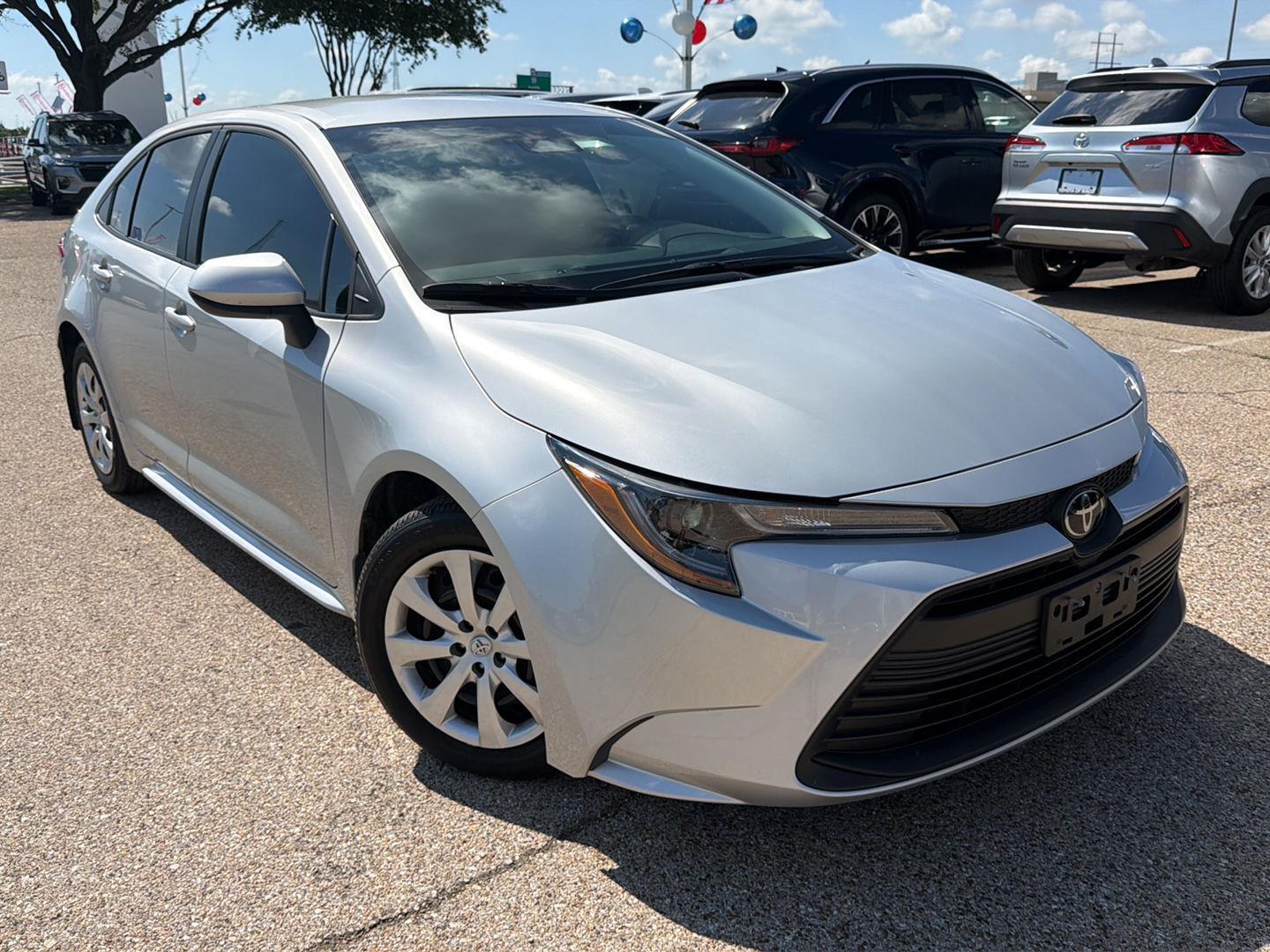 Classic Silver Metallic 2026 Toyota Corolla LE FWD Sedan Front-Wheel Drive Continuously Variable Transmission