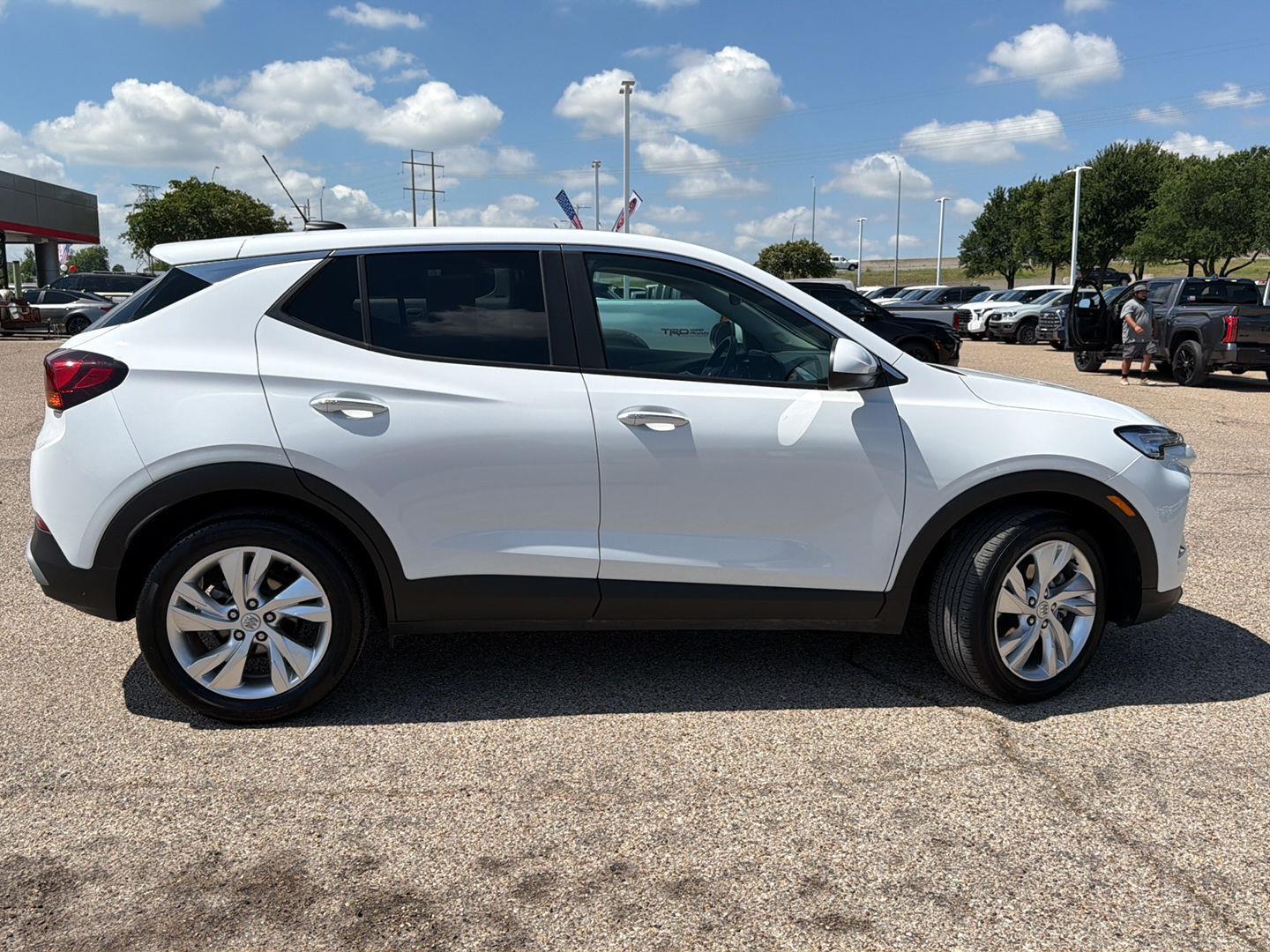 2025 Buick Encore GX Preferred - Photo 8