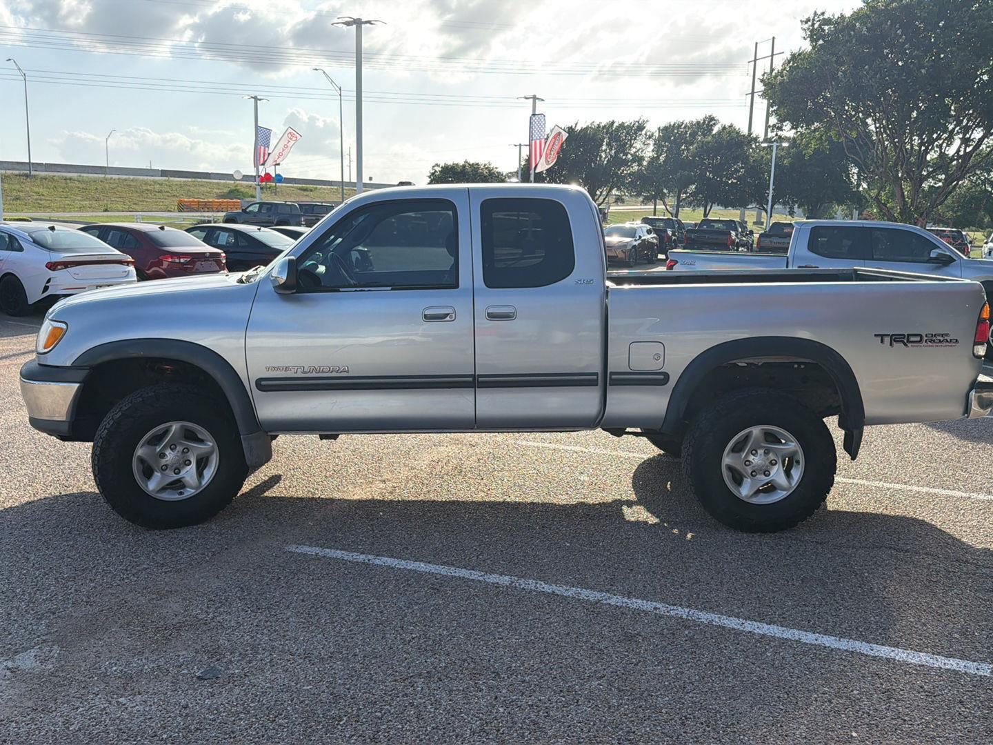 View vehicle photo 6
