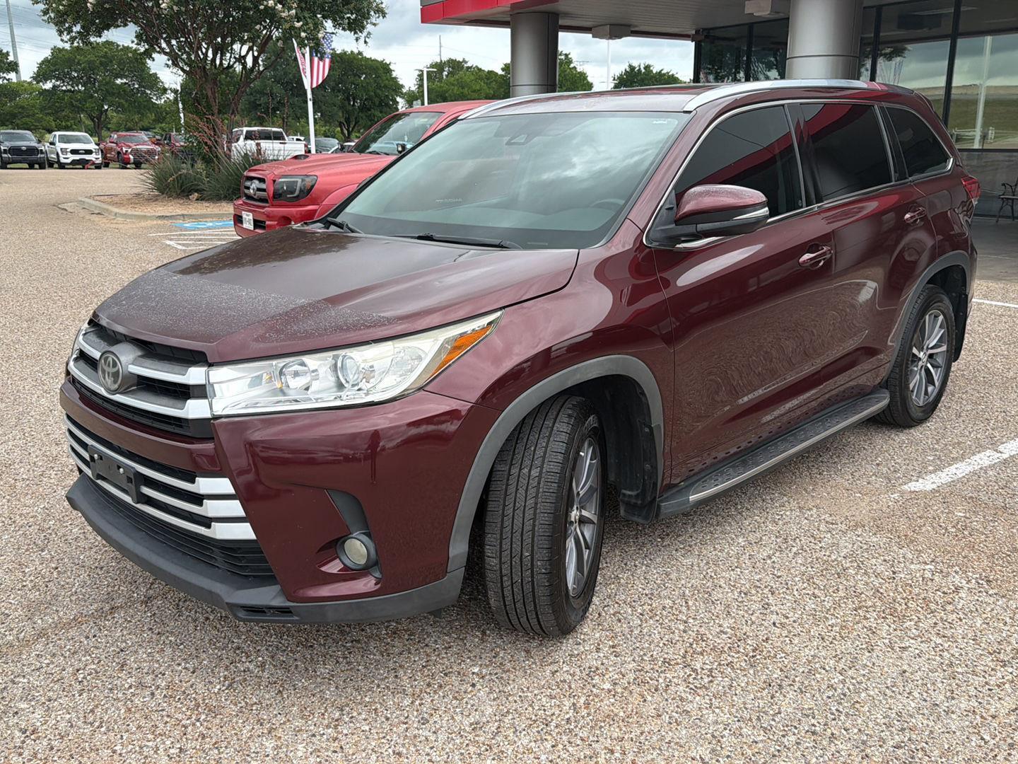 Used 2017 Toyota Highlander SUV