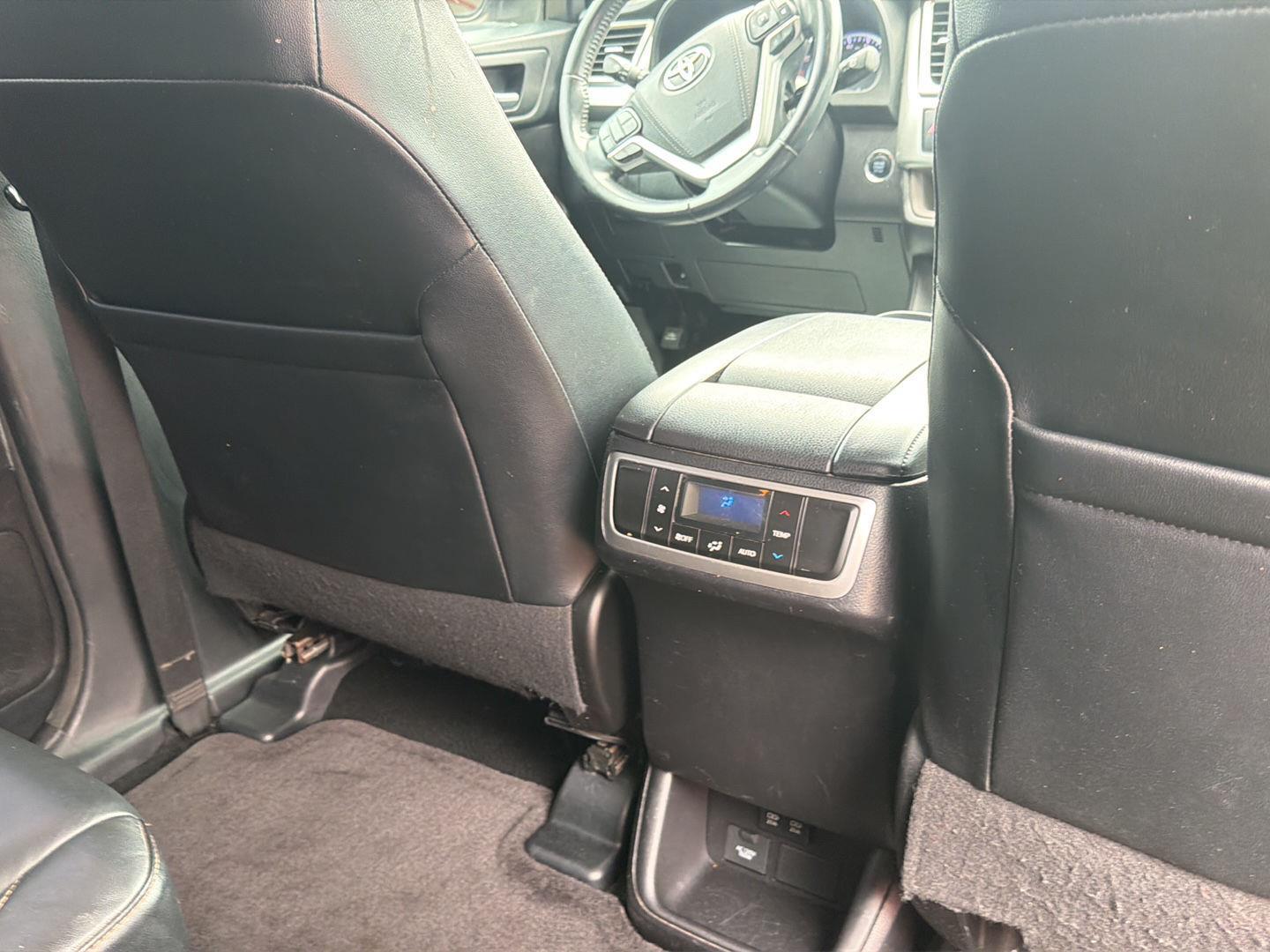 Used 2017 Toyota Highlander SUV