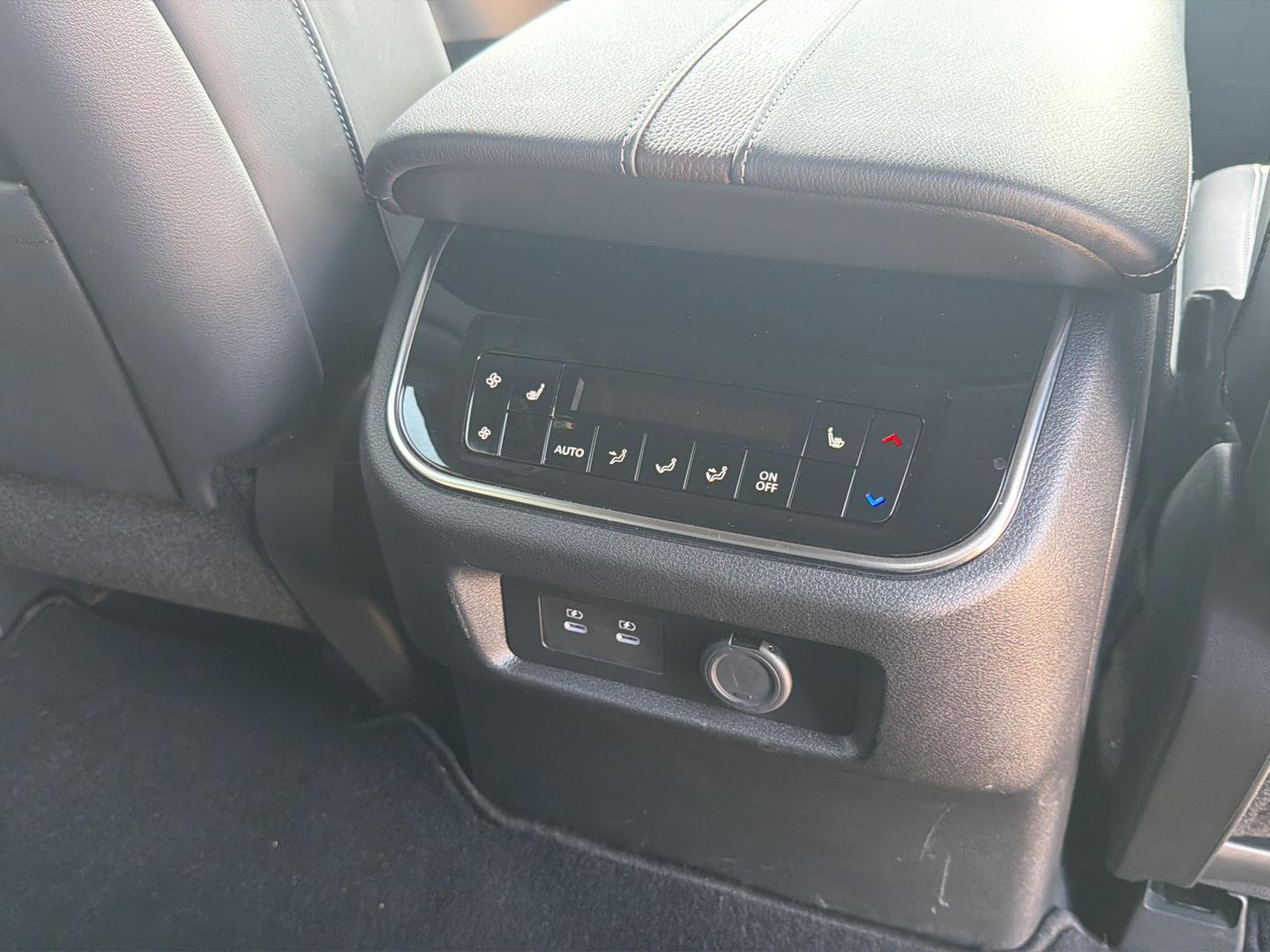 Used 2025 Nissan Armada SUV