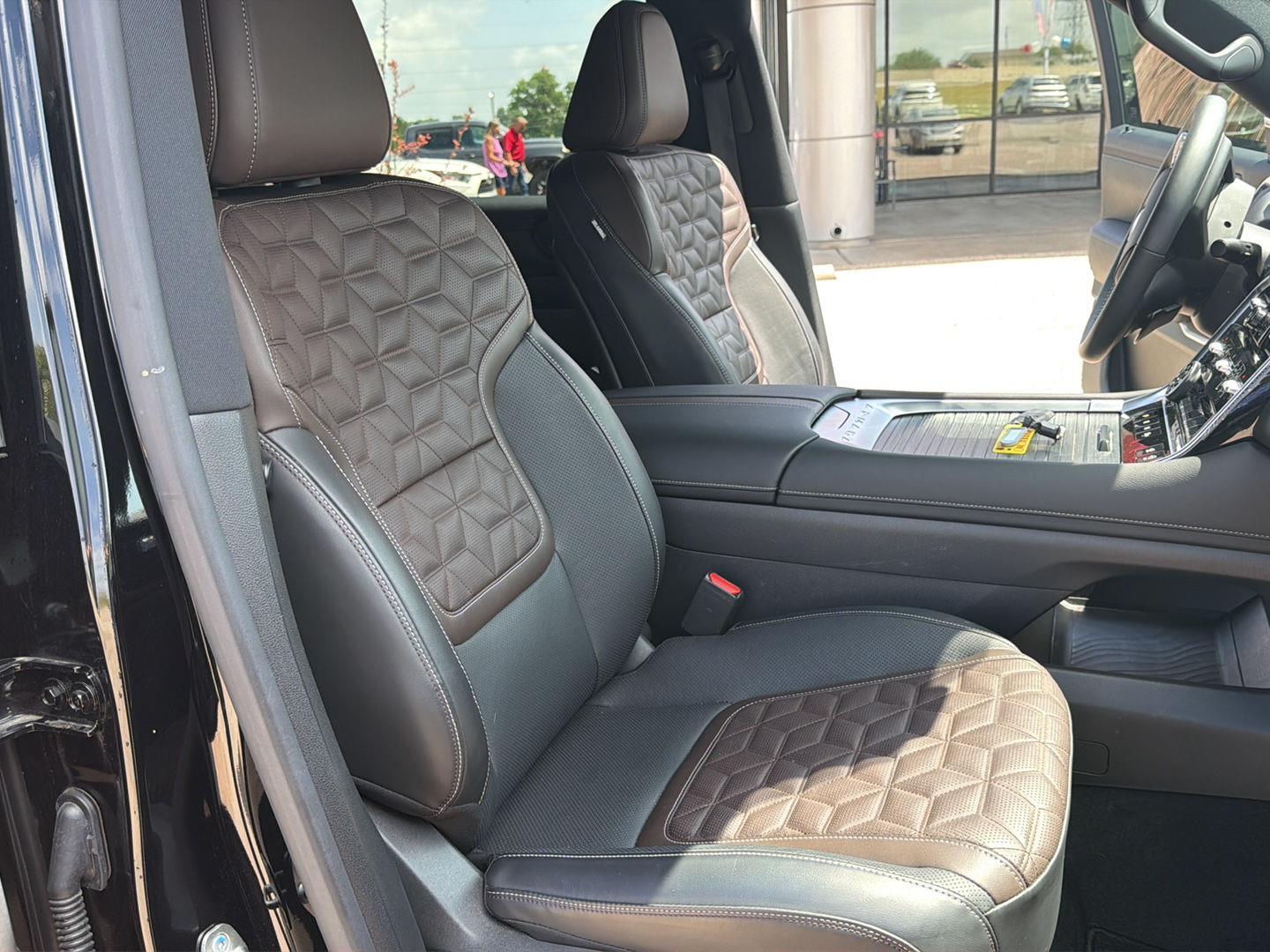 Used 2025 Nissan Armada SUV