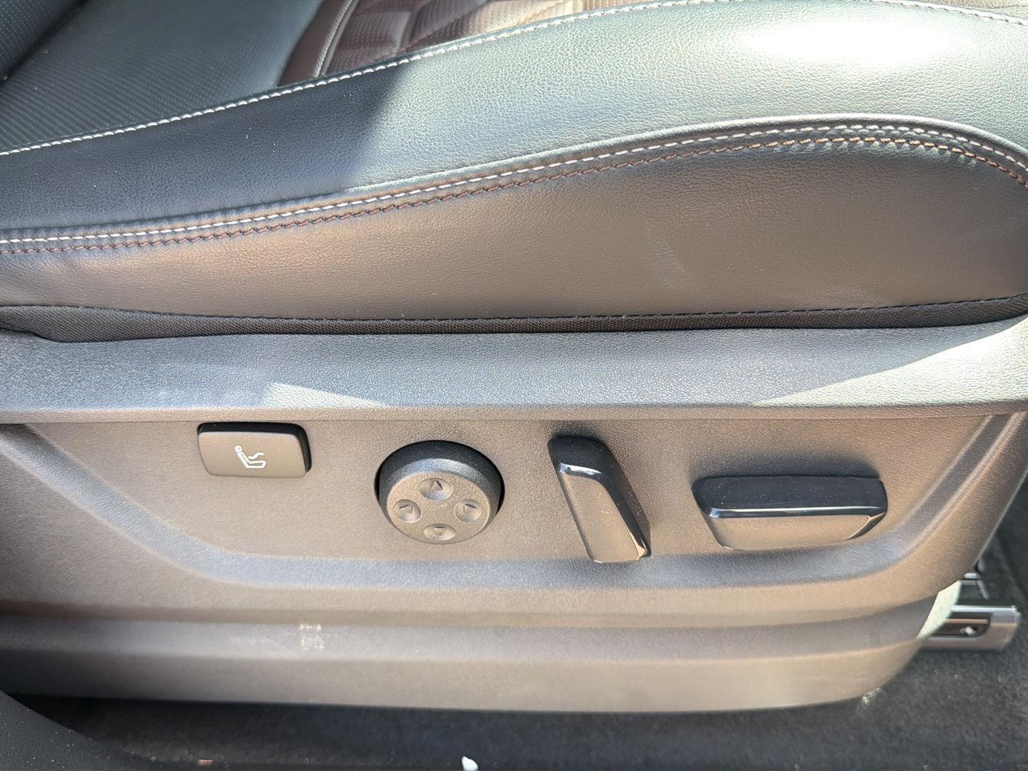 Used 2025 Nissan Armada SUV
