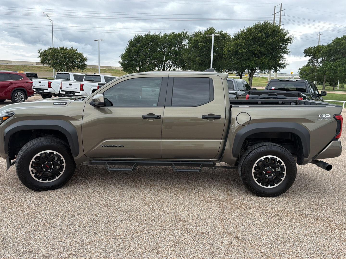 Used 2025 Toyota truck TACOMA  Sedan