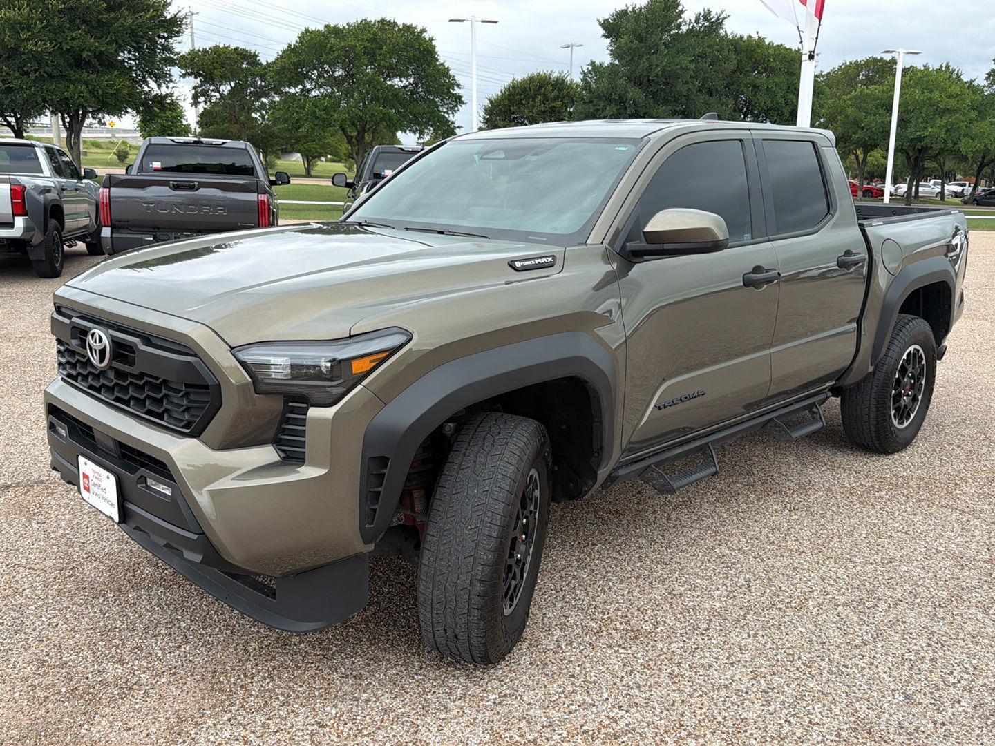 Used 2025 Toyota truck TACOMA  Sedan