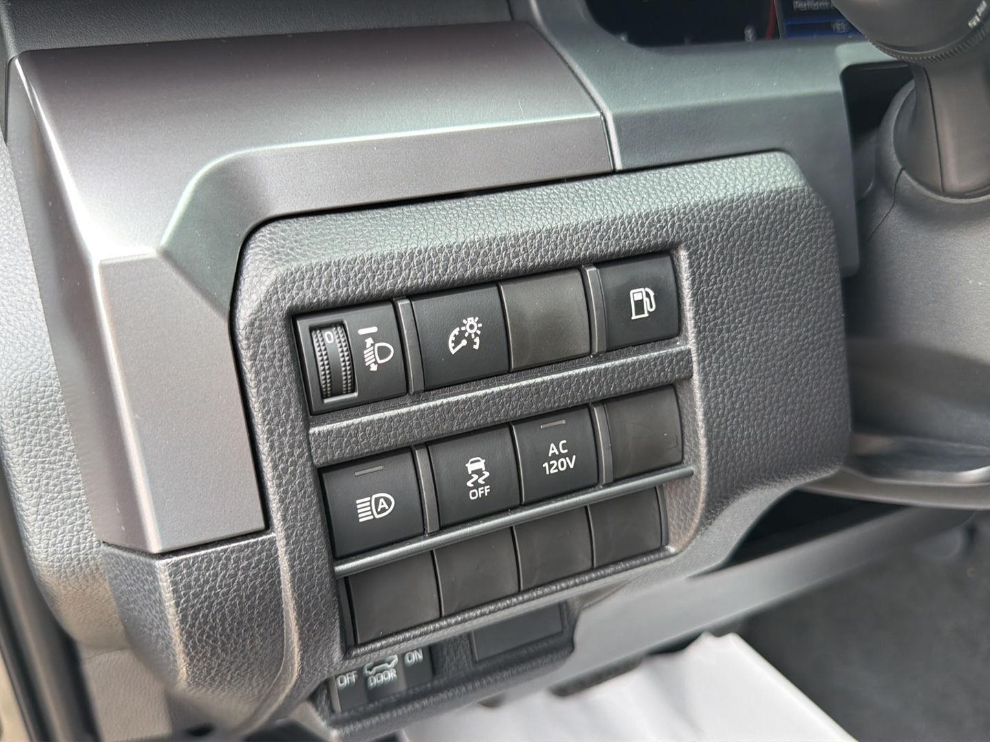 Used 2025 Toyota truck TACOMA  Sedan