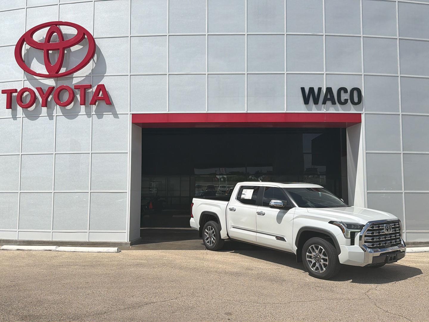 White (Wind Chill Pearl) 2026 Toyota Tundra Pickup Truck Four-Wheel Drive Automatic