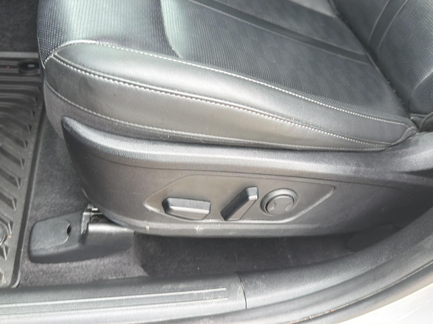 Used 2024 Kia Sorento SUV