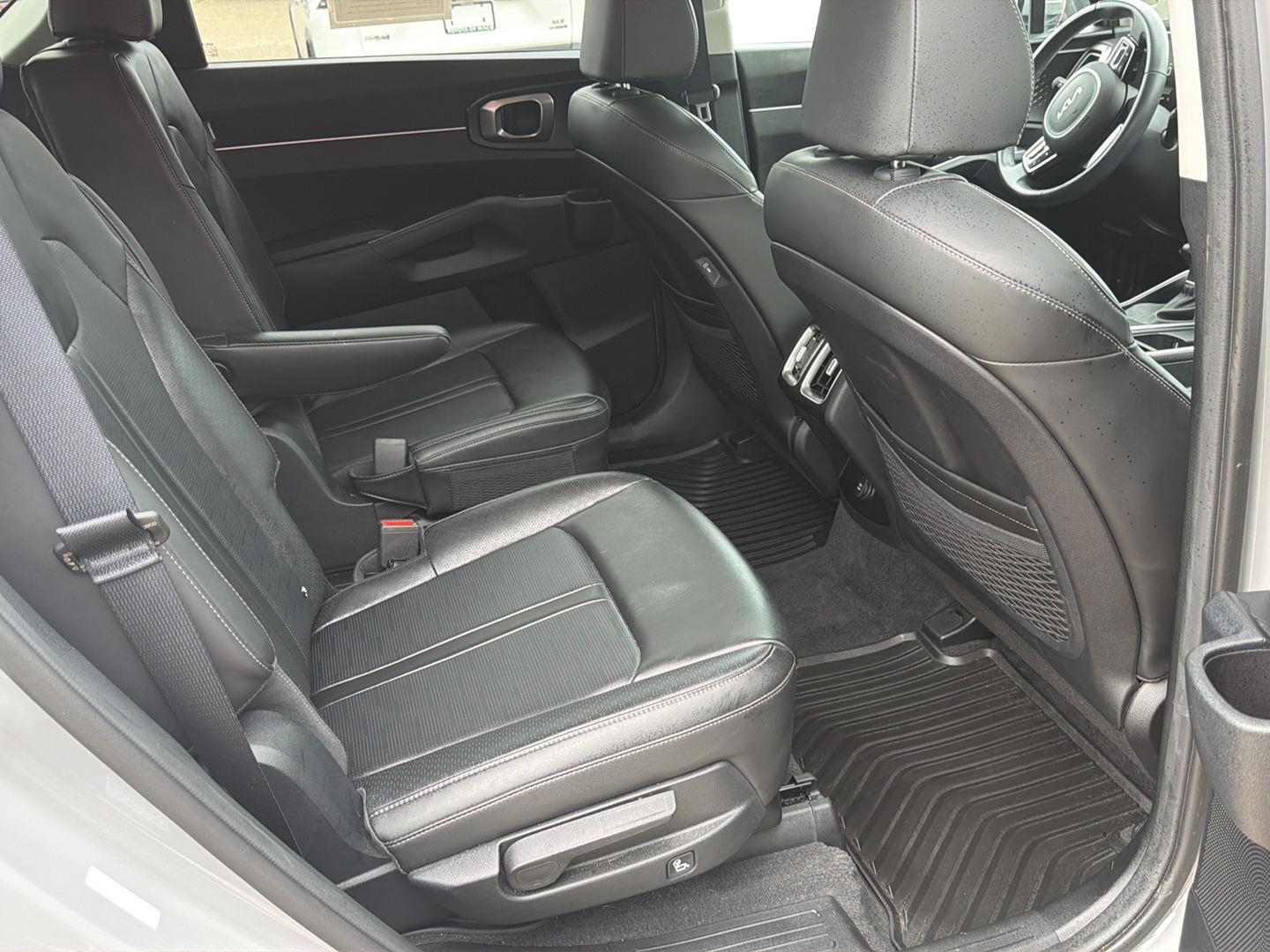 Used 2024 Kia Sorento SUV