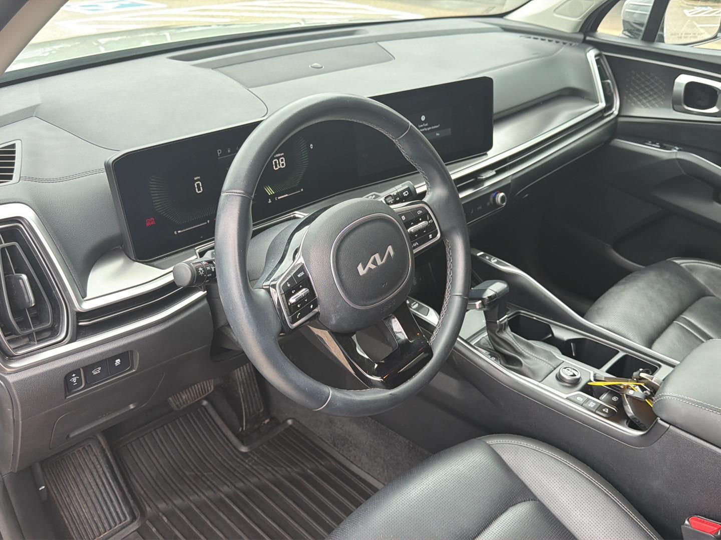 Used 2024 Kia Sorento SUV