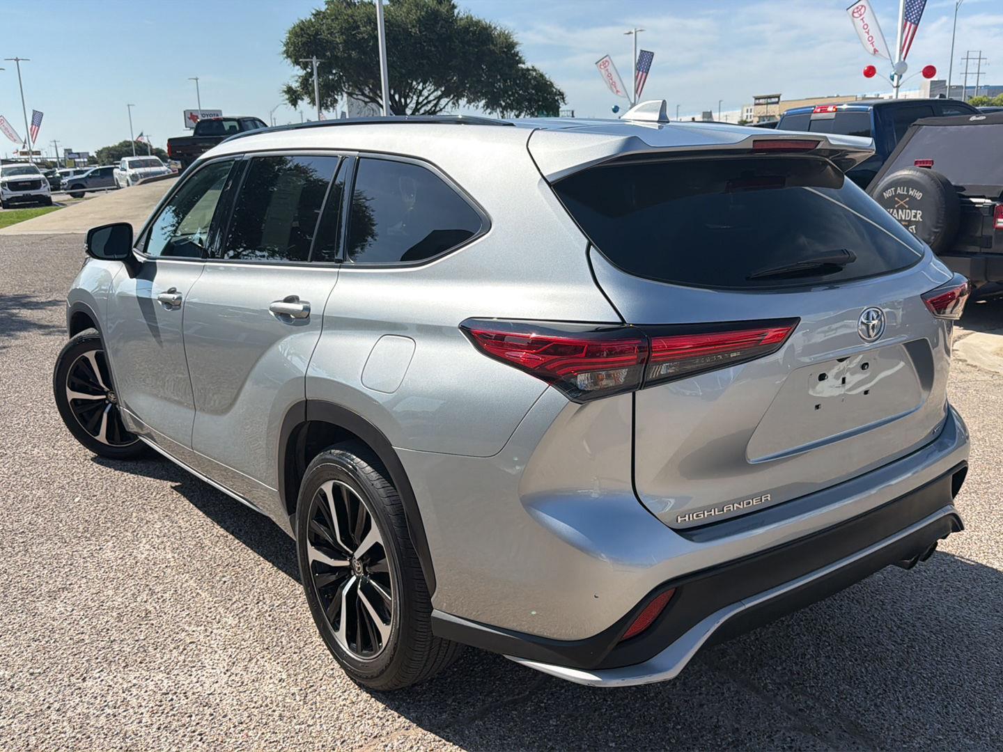 Used 2022 Toyota Highlander SUV