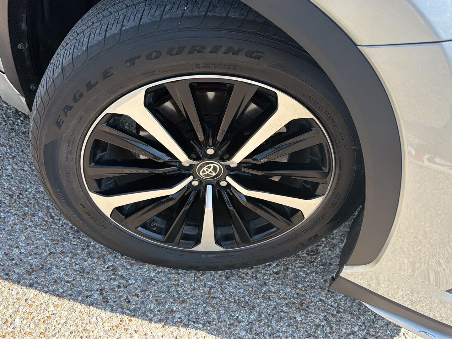 Used 2022 Toyota Highlander SUV