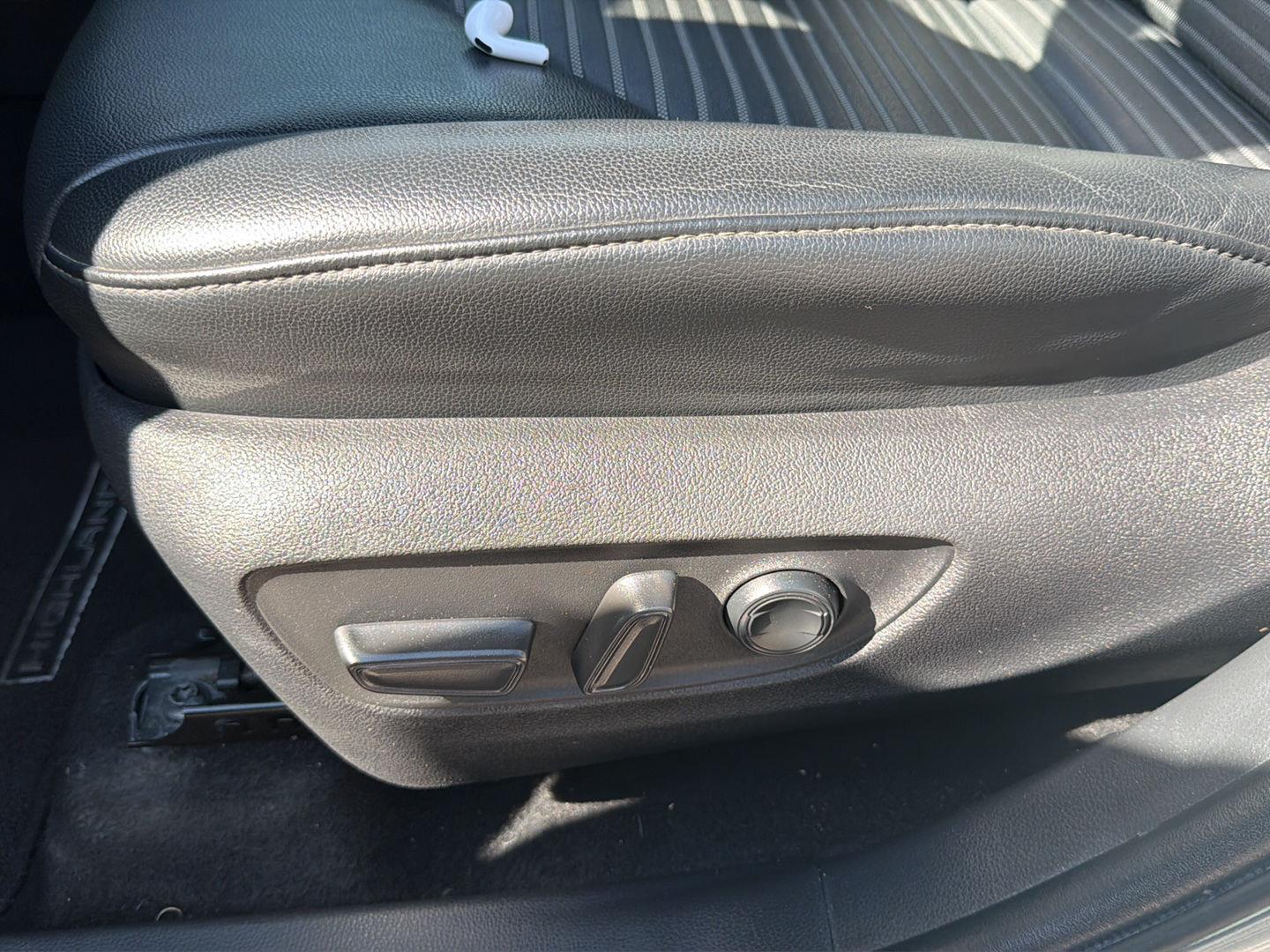Used 2022 Toyota Highlander SUV