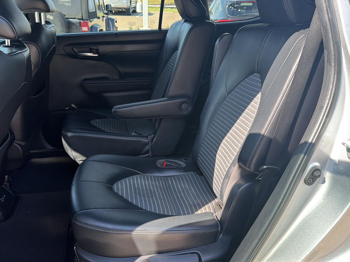 Used 2022 Toyota Highlander SUV