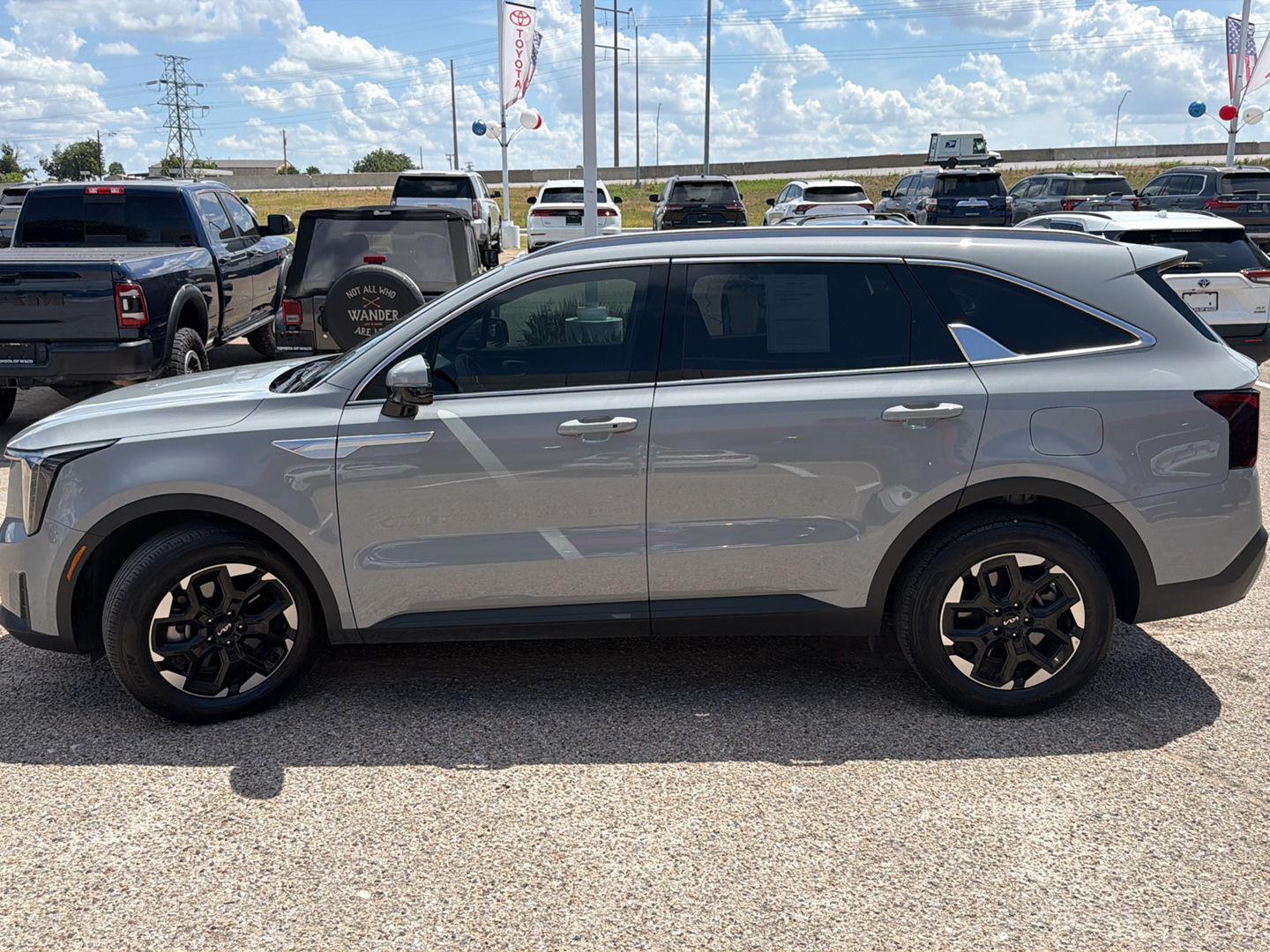 Used 2024 Kia Sorento SUV