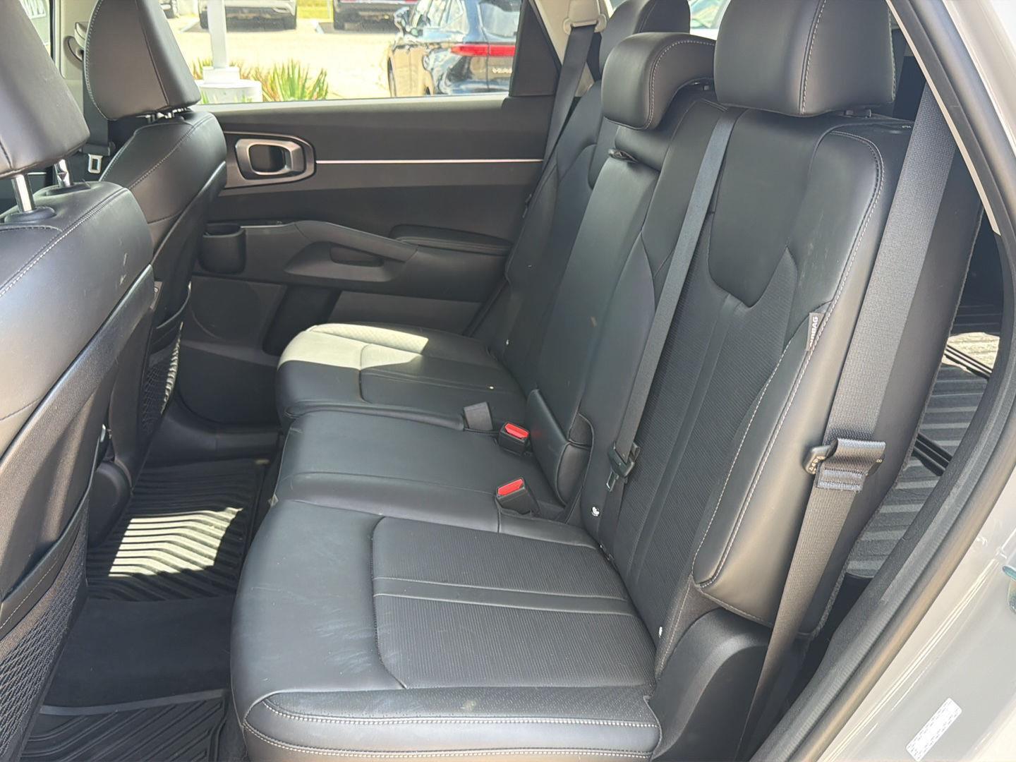 Used 2024 Kia Sorento SUV