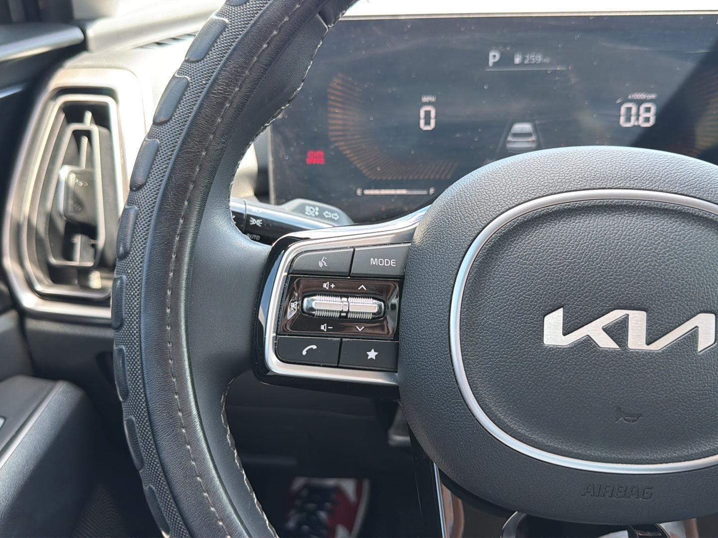 Used 2024 Kia Sorento SUV