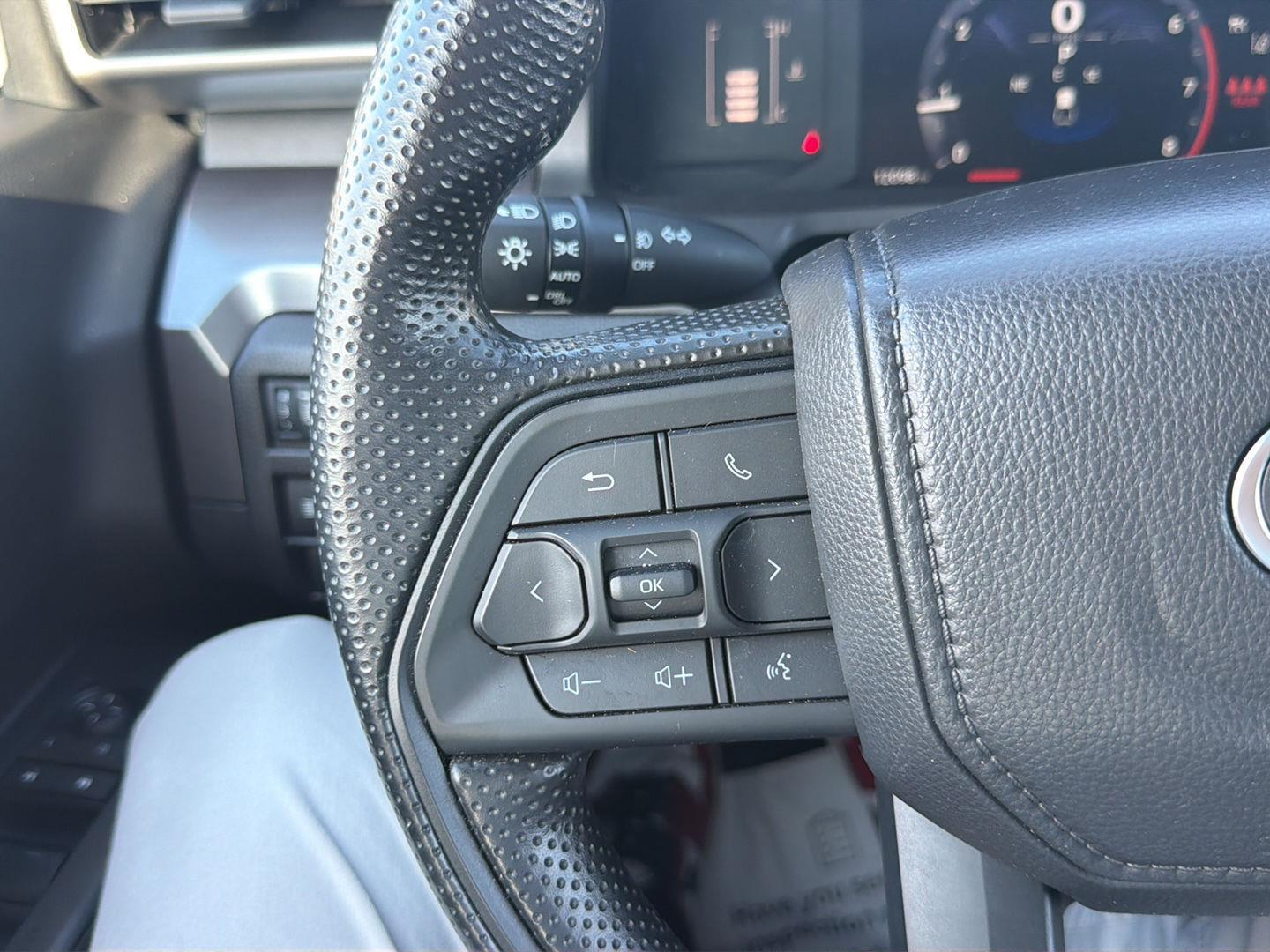 Used 2025 Toyota Tacoma Truck